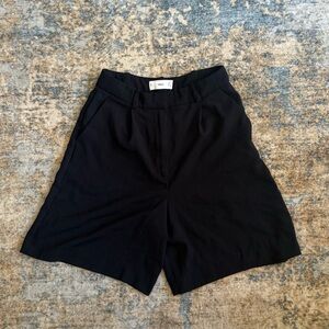 MNG Black Women's Bermudas